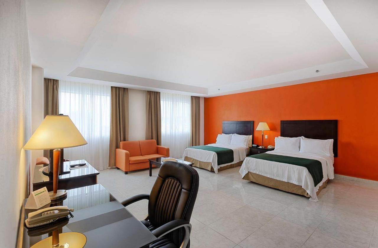 Holiday Inn Campeche By Ihg Buitenkant foto